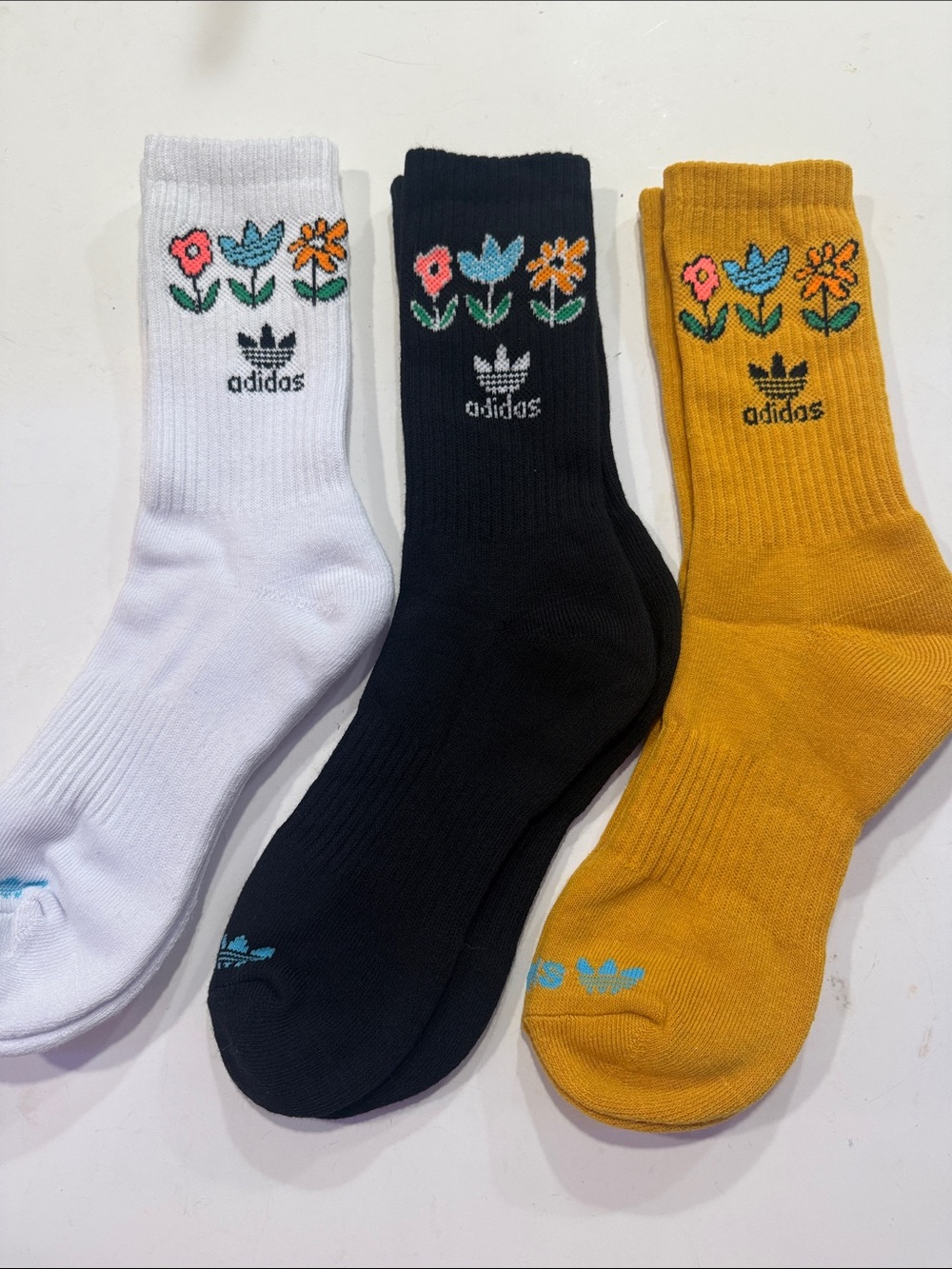 adidas  Socks Trio with Embroidered Flowers - White, Black, Mustard size M